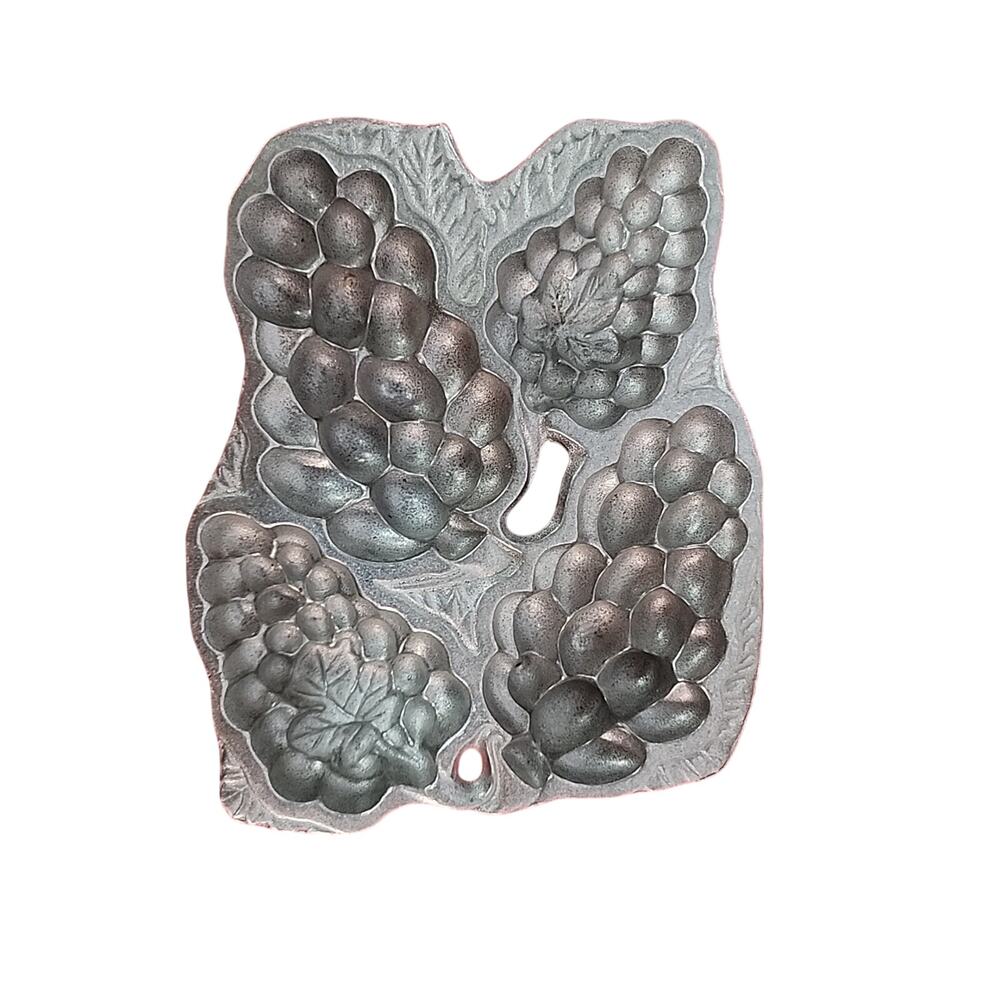 Wilton Armetale Pewter Grape Cluster Dish